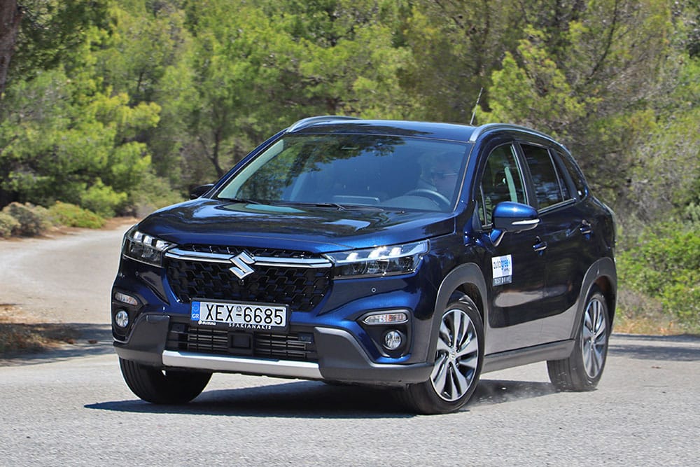 https://autogreeknews.gr/wp-content/uploads/2022/07/Suzuki-S-Cross-1.4T-4WD-32.jpg