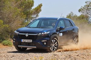 Suzuki S-Cross 1.4T 4WD (5)