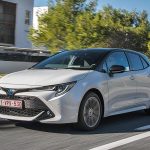 Toyota-Corolla-1.8-Hybrid-(1)