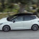 Toyota-Corolla-1.8-Hybrid-(2)