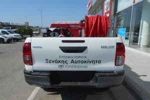 Toyota-Hilux-πυροσβεστικό-(3)