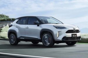 Toyota-Yaris-Cross-GR-Sport-(1)