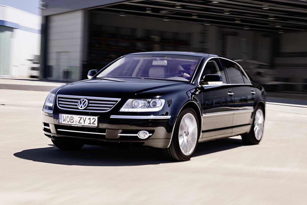 https://autogreeknews.gr/wp-content/uploads/2022/07/VW-Phaeton-3.jpg