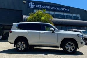 creative conversions land cruiser pick up (1)