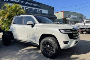 creative conversions land cruiser pick up (2)