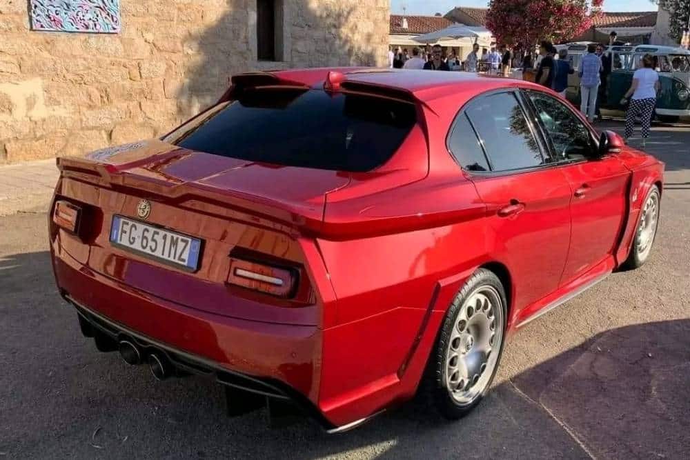 https://autogreeknews.gr/wp-content/uploads/2022/07/erre-fuoroserie-giulia-02.jpg