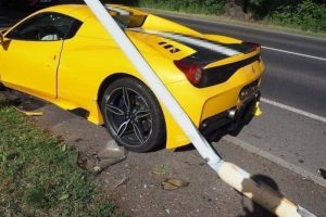 ferrari-458-speciale-knocks-down-pole-gets-a-black (4)