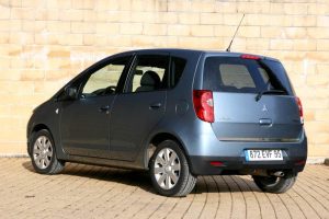 mitsubishi-colt-2008-(12)