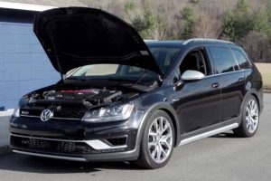 this-vw-golf-r-sleeper-with-an-audi-rs3-swap-is-th