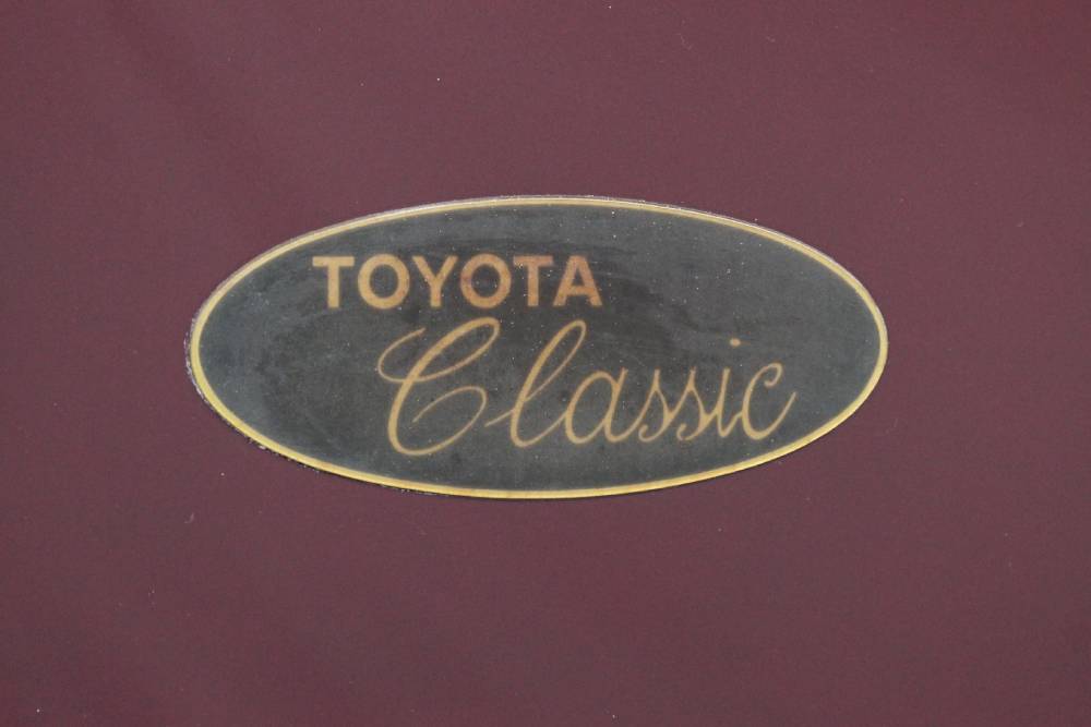 https://autogreeknews.gr/wp-content/uploads/2022/08/1997-Toyota-Classic-22.jpg