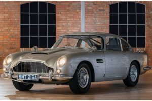 2021-Aston-Martin-DB5-Replica-No-Time-to-Die