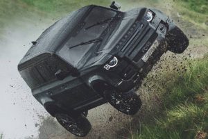 2021-Defender-110-James-Bond-2