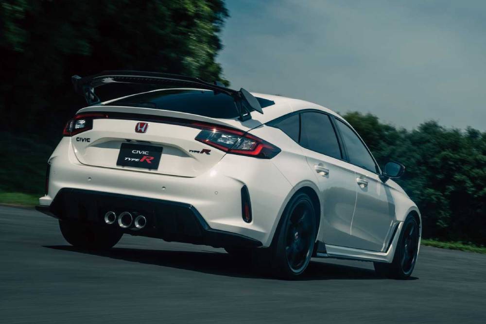 https://autogreeknews.gr/wp-content/uploads/2022/08/2023-civic-type-r-with-honda-access-upgrades-4.jpg