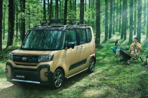 Daihatsu-Tanto-Fun-Cross-1