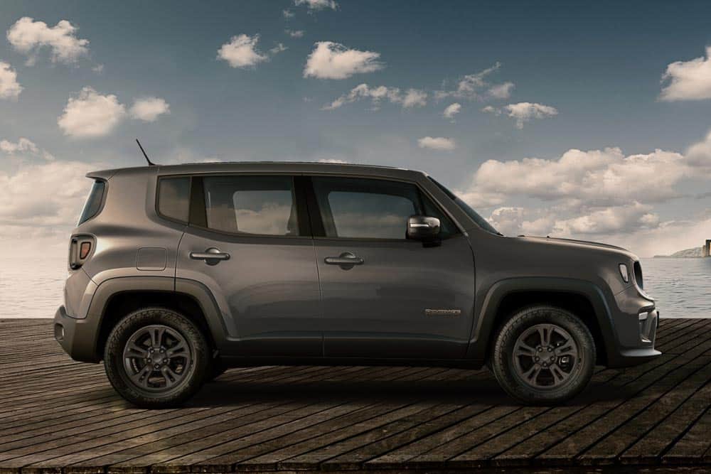 https://autogreeknews.gr/wp-content/uploads/2022/08/Jeep-Renegade-5.jpg