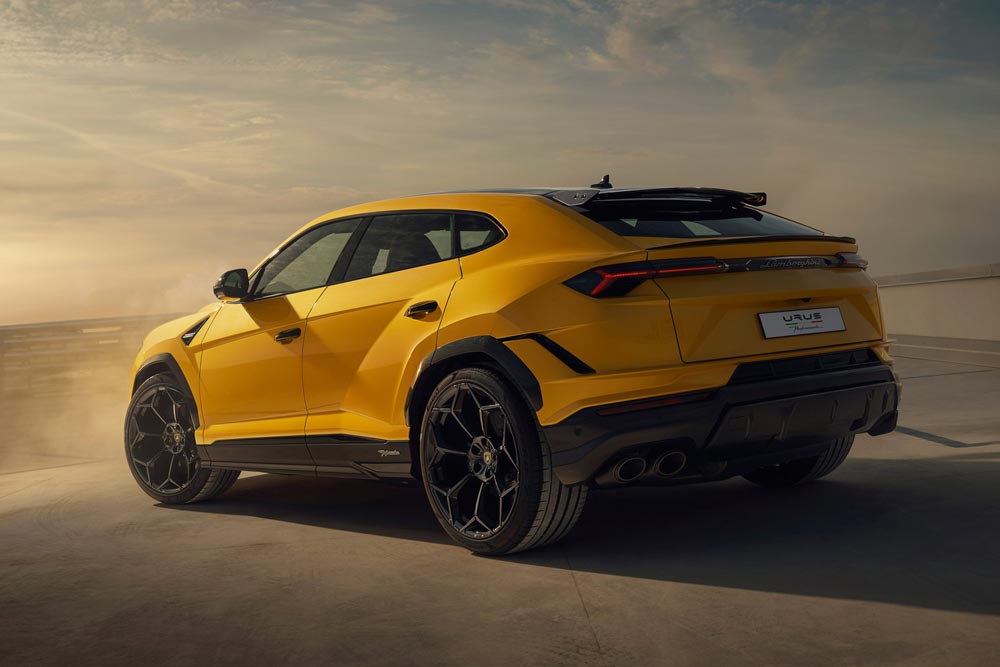 https://autogreeknews.gr/wp-content/uploads/2022/08/Lamborghini-Urus-Performante-7.jpg