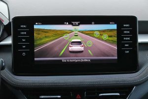 Skoda-Fabia-1.0-TSI-110-PS-DSG-(15)