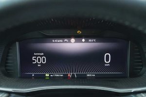 Skoda-Fabia-1.0-TSI-110-PS-DSG-(19)