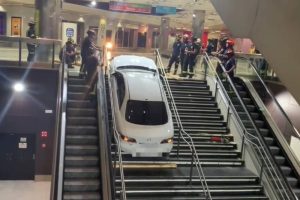 car-thief-tries-to-flee-police-through-a-metro-sta