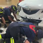 car-thief-tries-to-flee-police-through-a-metro-sta (4)