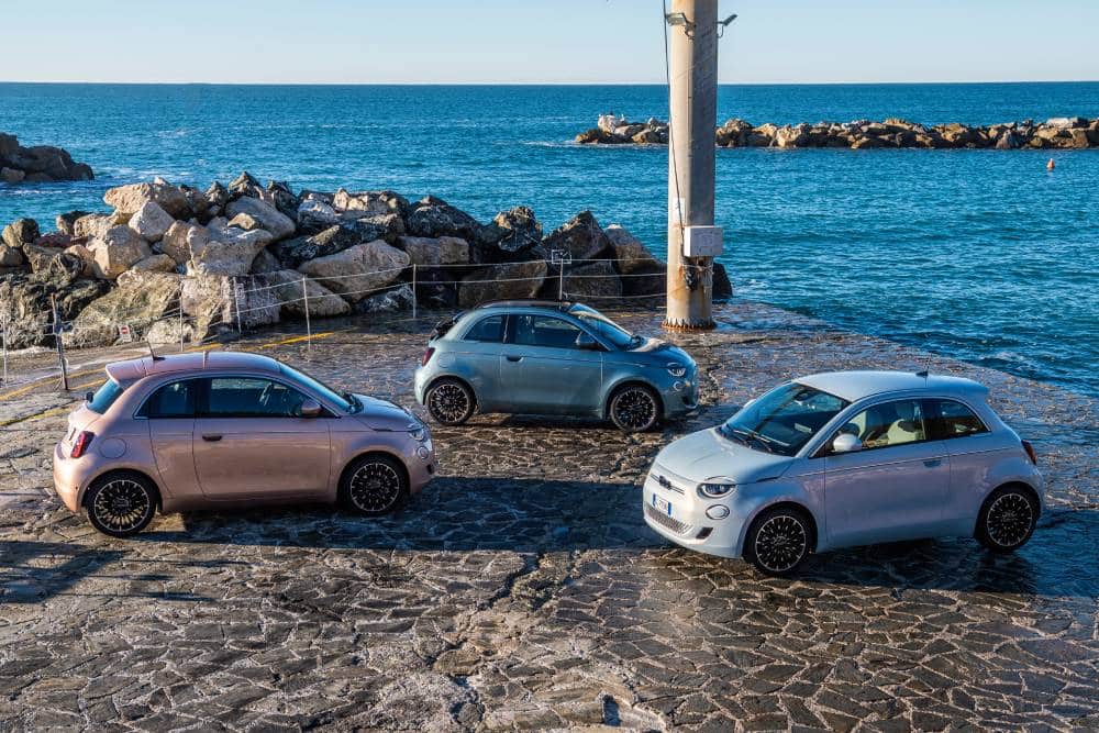 https://autogreeknews.gr/wp-content/uploads/2022/08/fiat_500_4465.jpg