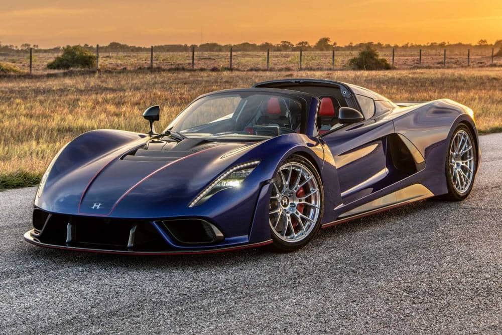 https://autogreeknews.gr/wp-content/uploads/2022/08/hennessey-venom-f5-roadster-debut.jpg
