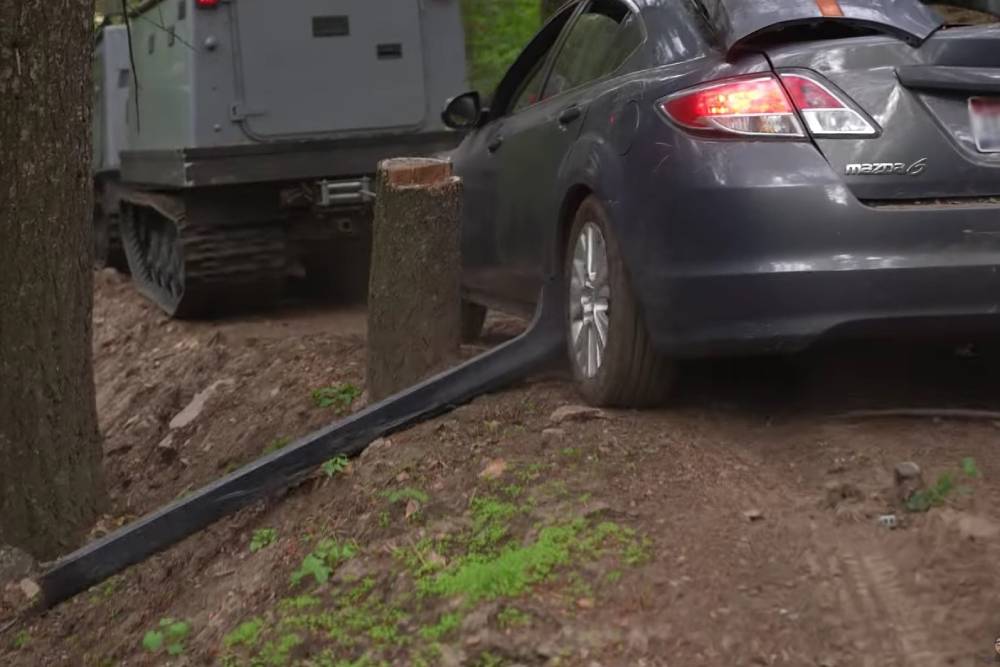https://autogreeknews.gr/wp-content/uploads/2022/08/idaho-off-roading-attempt-in-a-mazda-6-sedan-goes-3.jpg