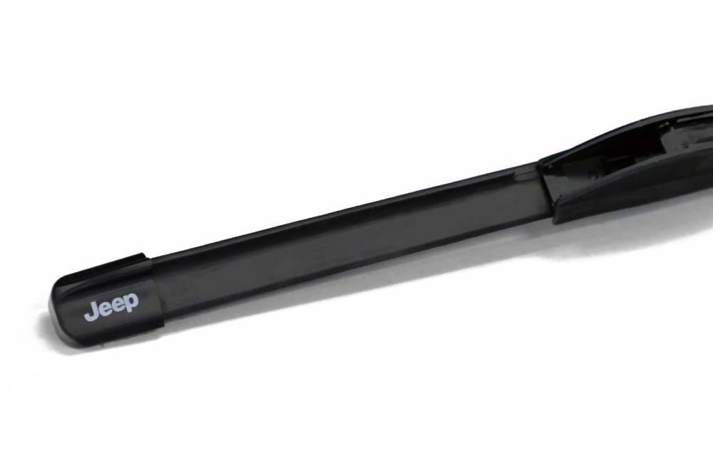 https://autogreeknews.gr/wp-content/uploads/2022/08/jeep-high-performance-windshield-wiper-blades-top.jpg