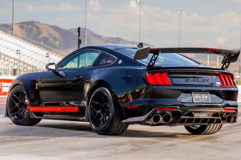 https://autogreeknews.gr/wp-content/uploads/2022/08/shelby-gt500-code-red-limited-production-edition-1.jpg
