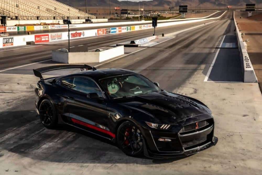 https://autogreeknews.gr/wp-content/uploads/2022/08/shelby-gt500-code-red.jpg