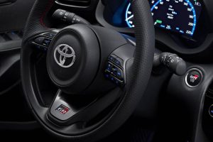 toyota-yaris-cross-gr-sport-leaving-japan-in-a-pre (1)