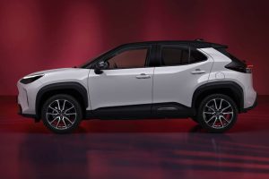 toyota-yaris-cross-gr-sport-leaving-japan-in-a-pre (10)