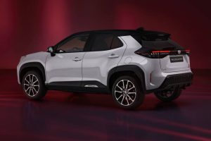 toyota-yaris-cross-gr-sport-leaving-japan-in-a-pre (11)