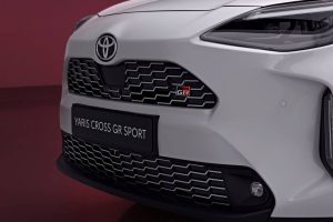 toyota-yaris-cross-gr-sport-leaving-japan-in-a-pre (8)