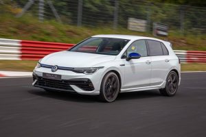 vw-golf-r-celebrates-its-20th-anniversary-with-a-n