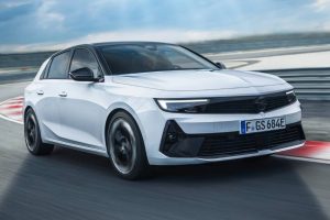 02_opel_astra_gse_520351-633309fc7d7df