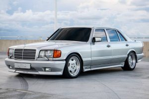1991-Mercedes-Benz-560SEL-6.0-AMG-2