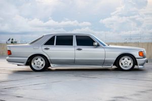 1991-Mercedes-Benz-560SEL-6.0-AMG-7