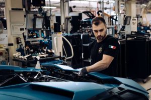 2022-Lamborghini-Aventador-Final-Model-20