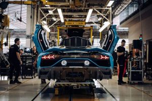 2022-Lamborghini-Aventador-Final-Model-27