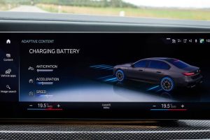 2023-BMW-7-Series-i7-69