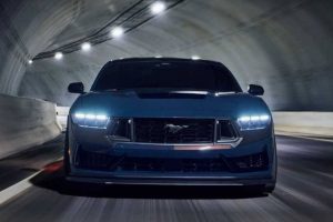 2024-ford-mustang-dark-horse (1)