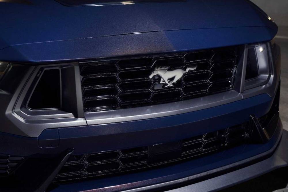 https://autogreeknews.gr/wp-content/uploads/2022/09/2024-ford-mustang-dark-horse-6.jpg