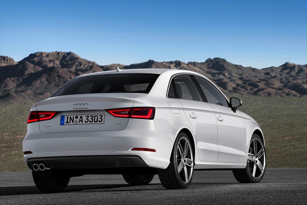 https://autogreeknews.gr/wp-content/uploads/2022/09/Audi-A3-mk3-12.jpg