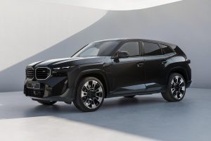 BMW-XM-2022-(1)