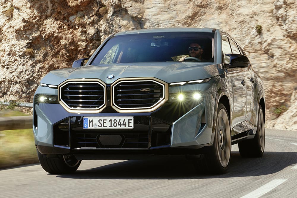 https://autogreeknews.gr/wp-content/uploads/2022/09/BMW-XM-2022-19.jpg