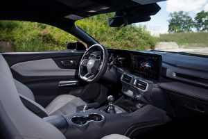 FORD-MUSTANG-2022-(11)