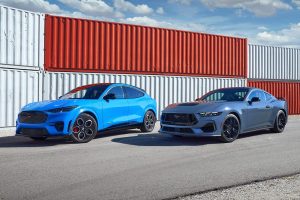 FORD-MUSTANG-2022-(2)