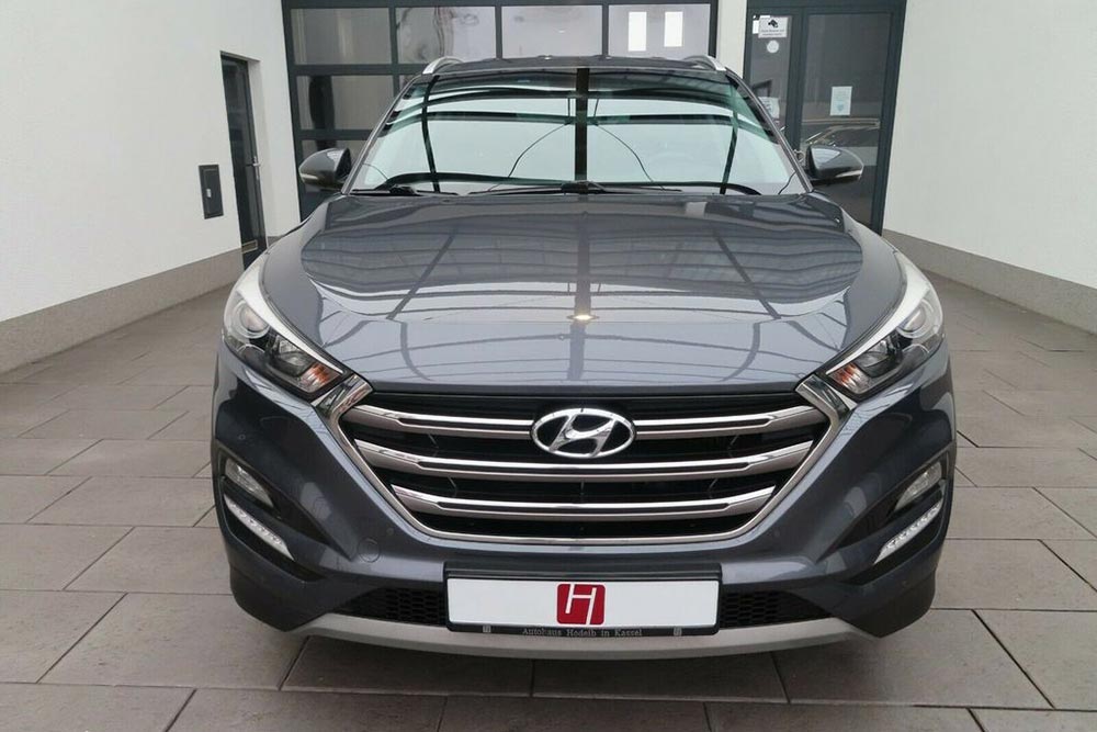 https://autogreeknews.gr/wp-content/uploads/2022/09/Hyundai-Tucson-2017-4.jpg
