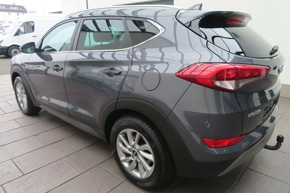 https://autogreeknews.gr/wp-content/uploads/2022/09/Hyundai-Tucson-2017-8.jpg